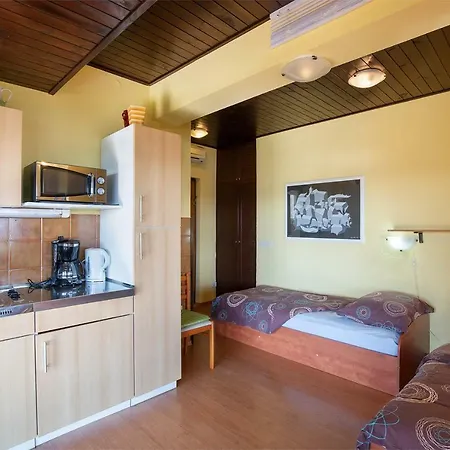 Irenne Sea View * Pula